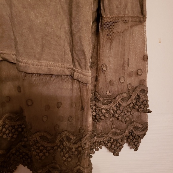 Tunic - Picture 3 of 3